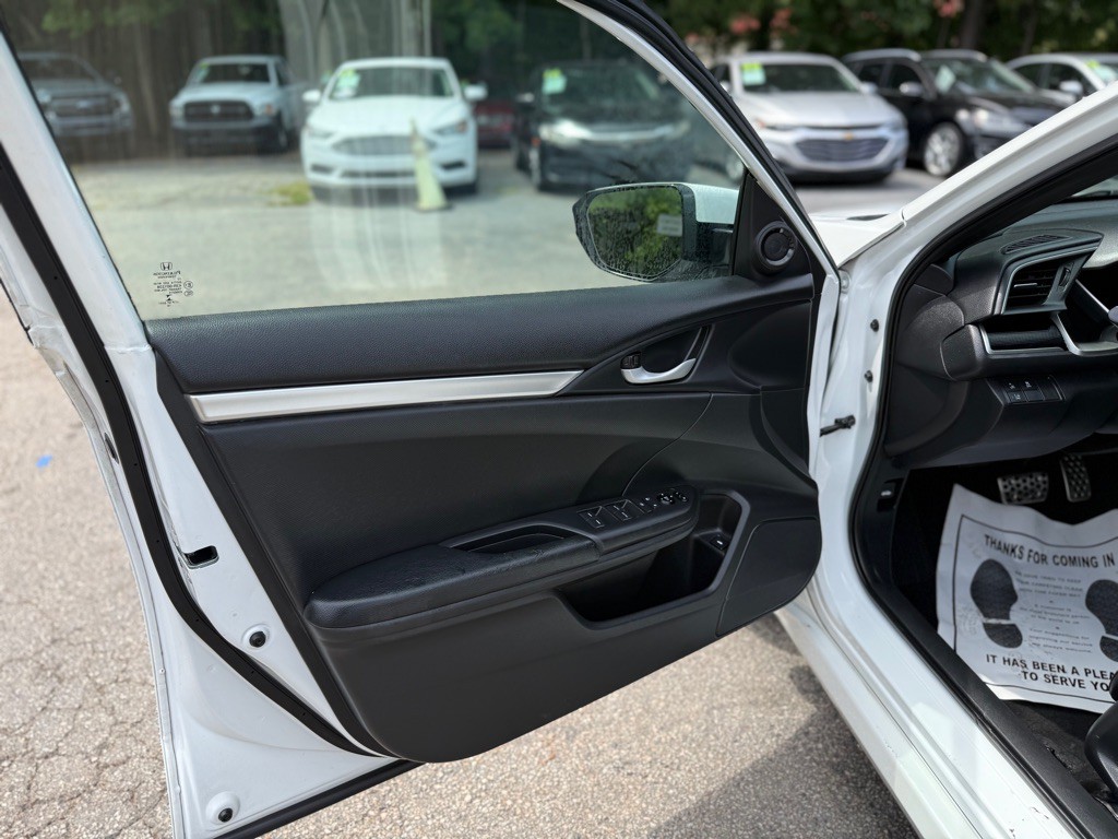 2019 Honda Civic Image 9