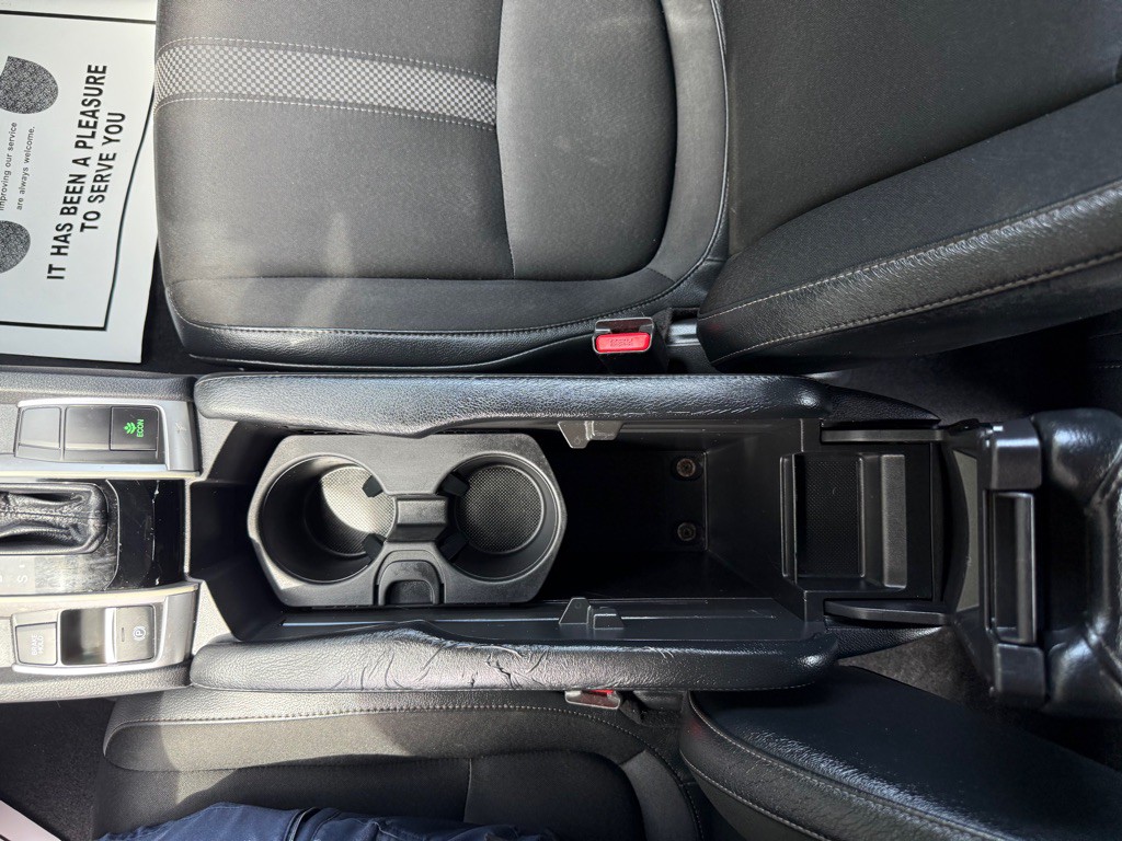 2019 Honda Civic Image 27