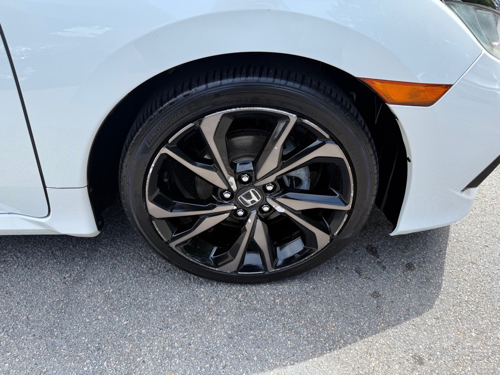 2019 Honda Civic Image 43