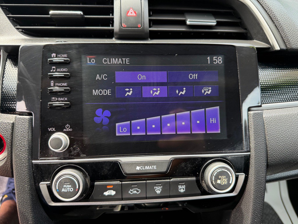 2019 Honda Civic Image 21