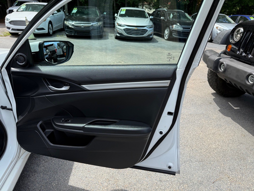 2019 Honda Civic Image 34