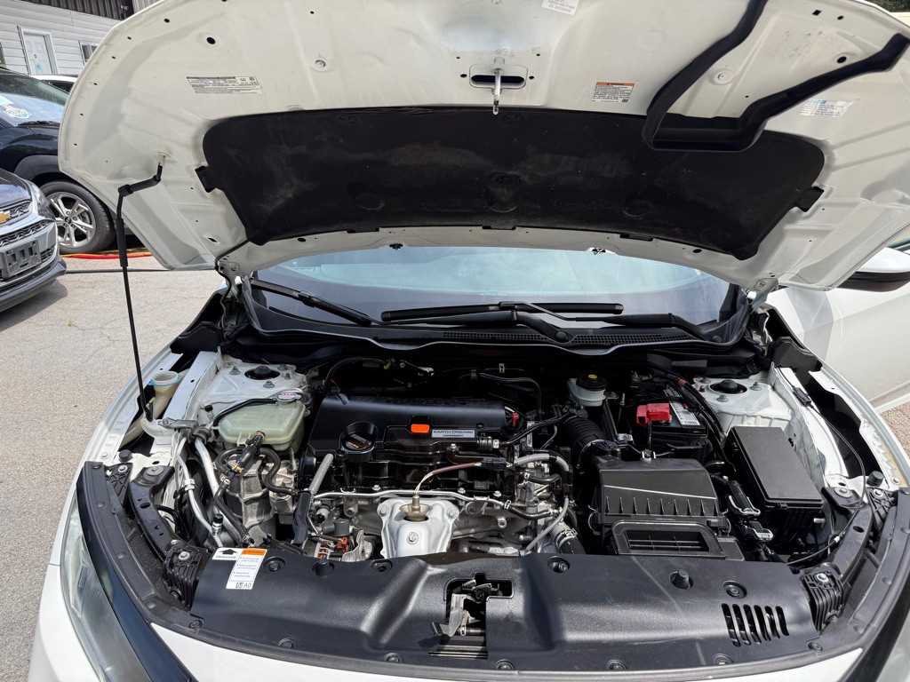 2019 Honda Civic Image 36