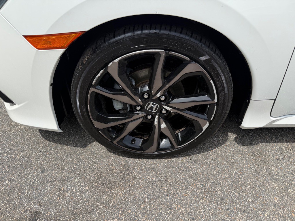 2019 Honda Civic Image 37