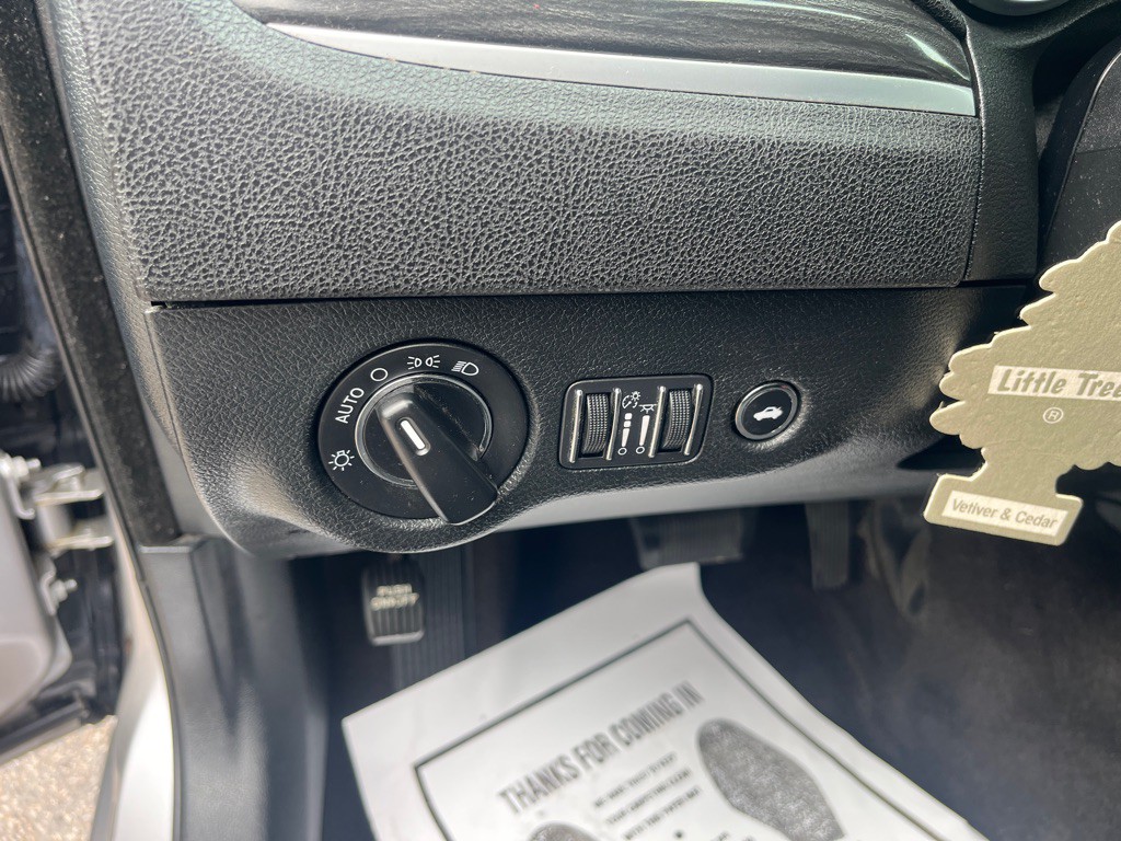 2018 Chrysler 300 Image 22