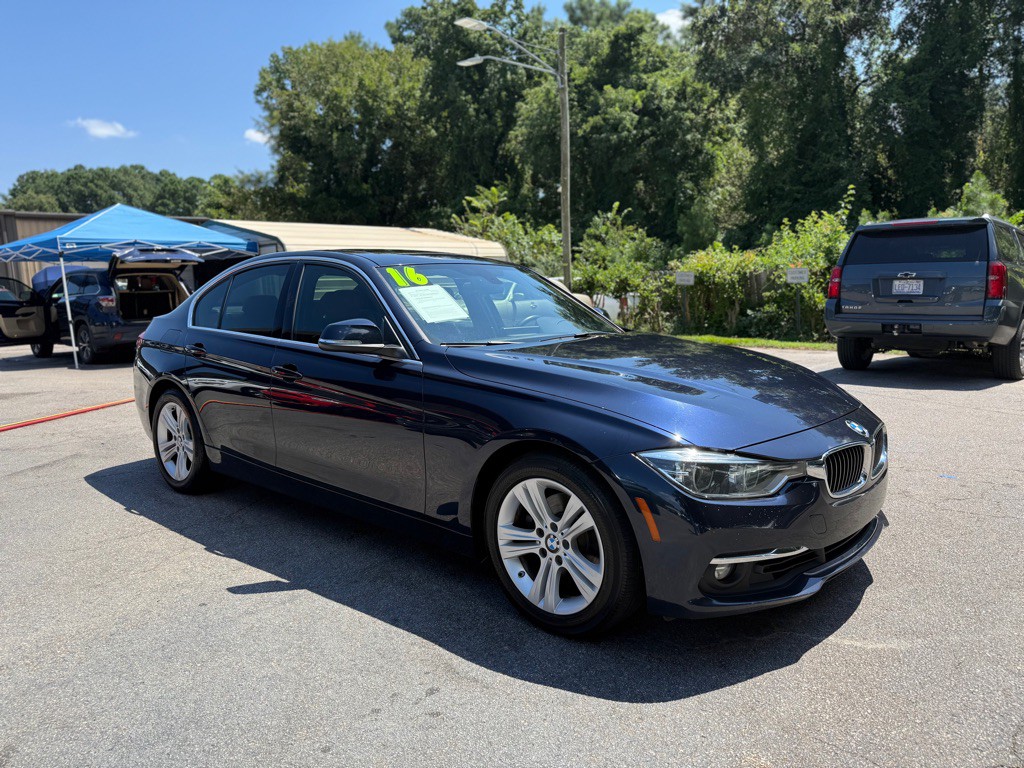 2016 BMW 3 Series Image 4