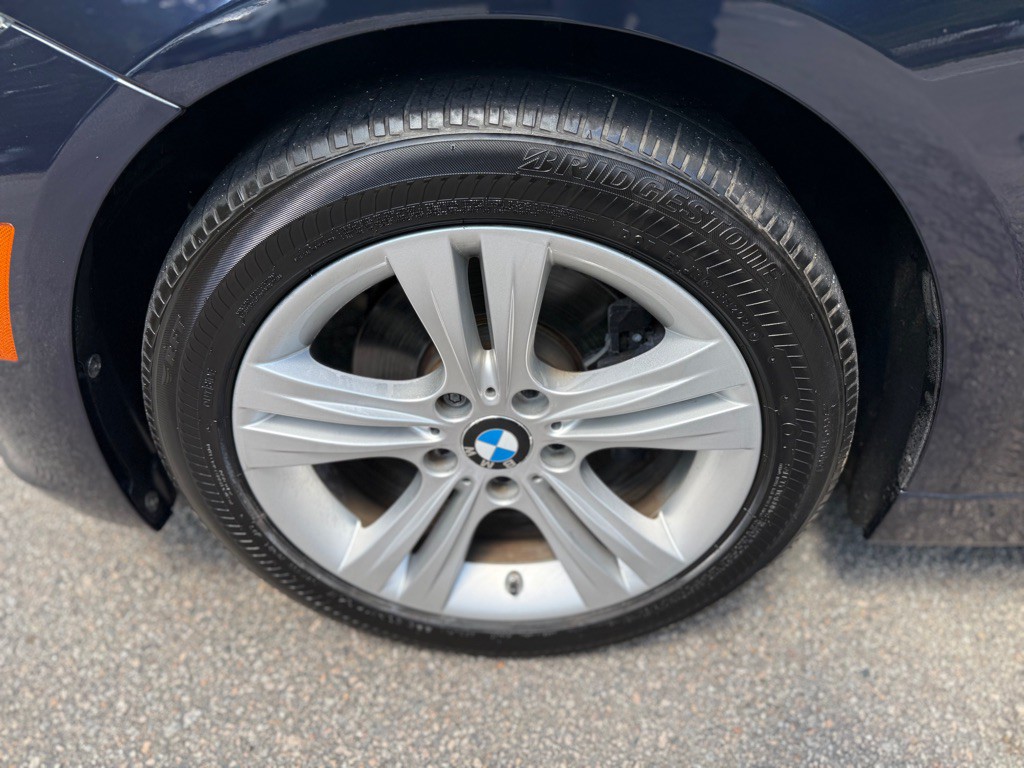 2016 BMW 3 Series Image 44