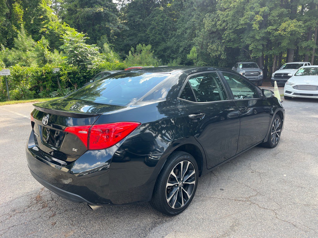2017 Toyota Corolla Image 4