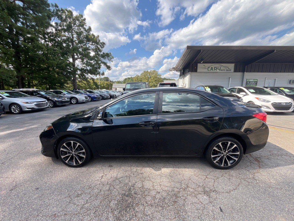 2017 Toyota Corolla Image 7