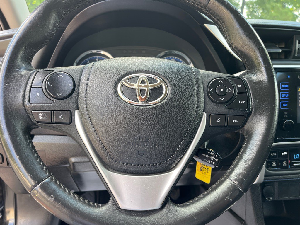 2017 Toyota Corolla Image 13