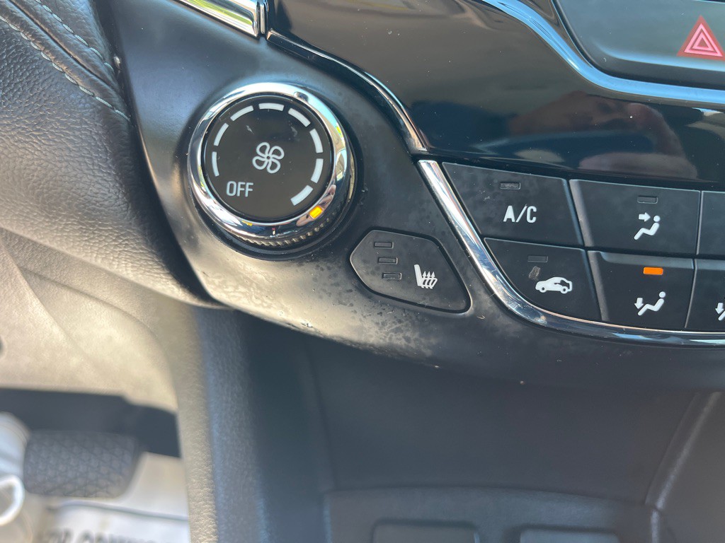 2018 Chevrolet Cruze Image 20
