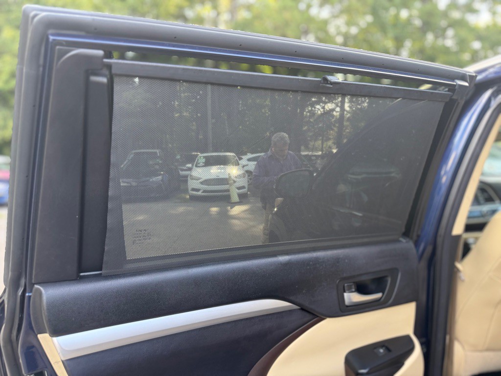 2016 Toyota Highlander Image 31