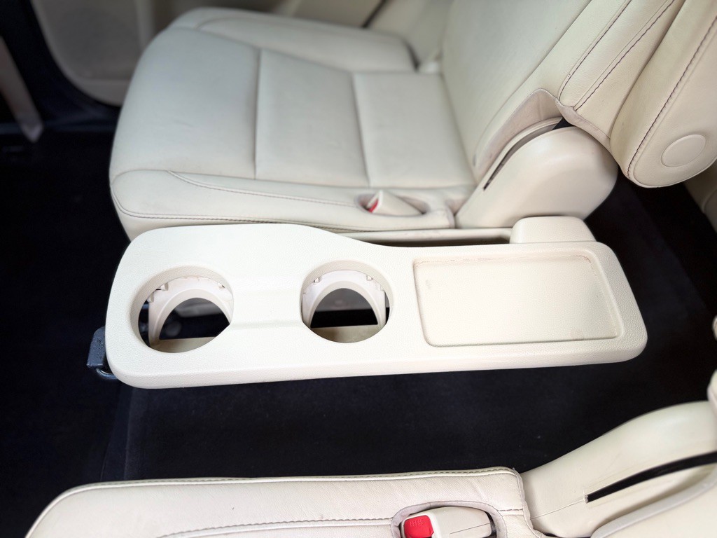 2016 Toyota Highlander Image 33