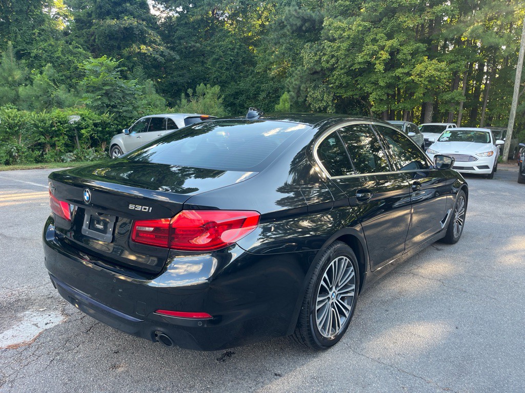 2019 BMW 5 Series Image 4