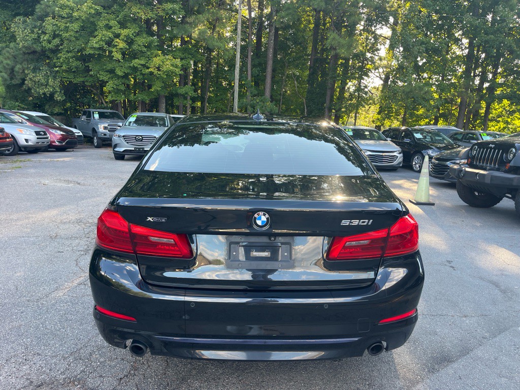 2019 BMW 5 Series Image 5