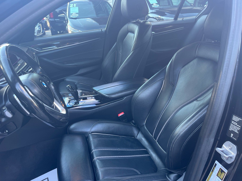 2019 BMW 5 Series Image 7