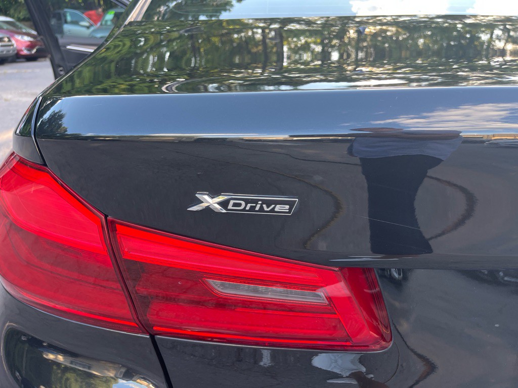2019 BMW 5 Series Image 23