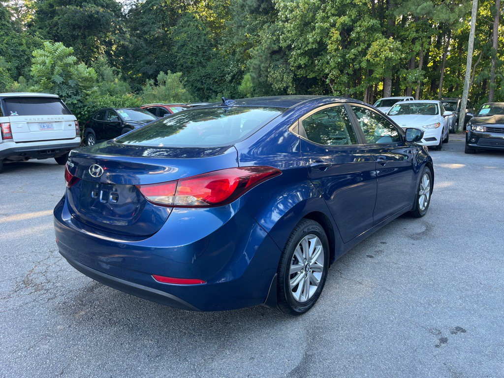 2016 Hyundai Elantra Image 4