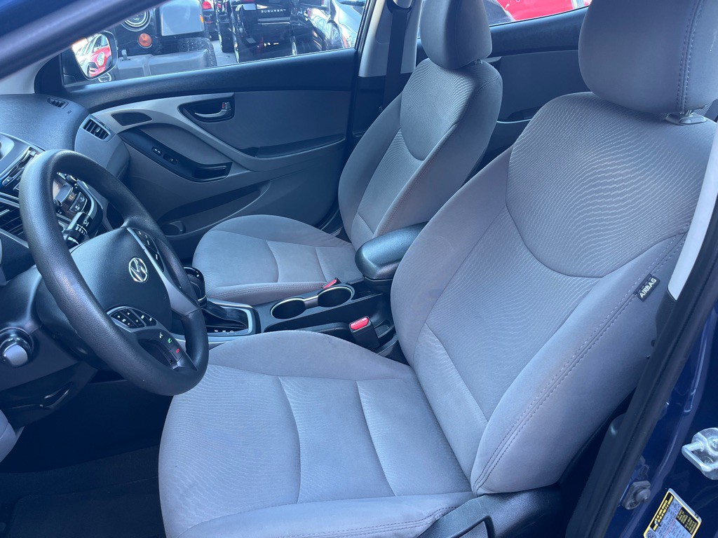 2016 Hyundai Elantra Image 7