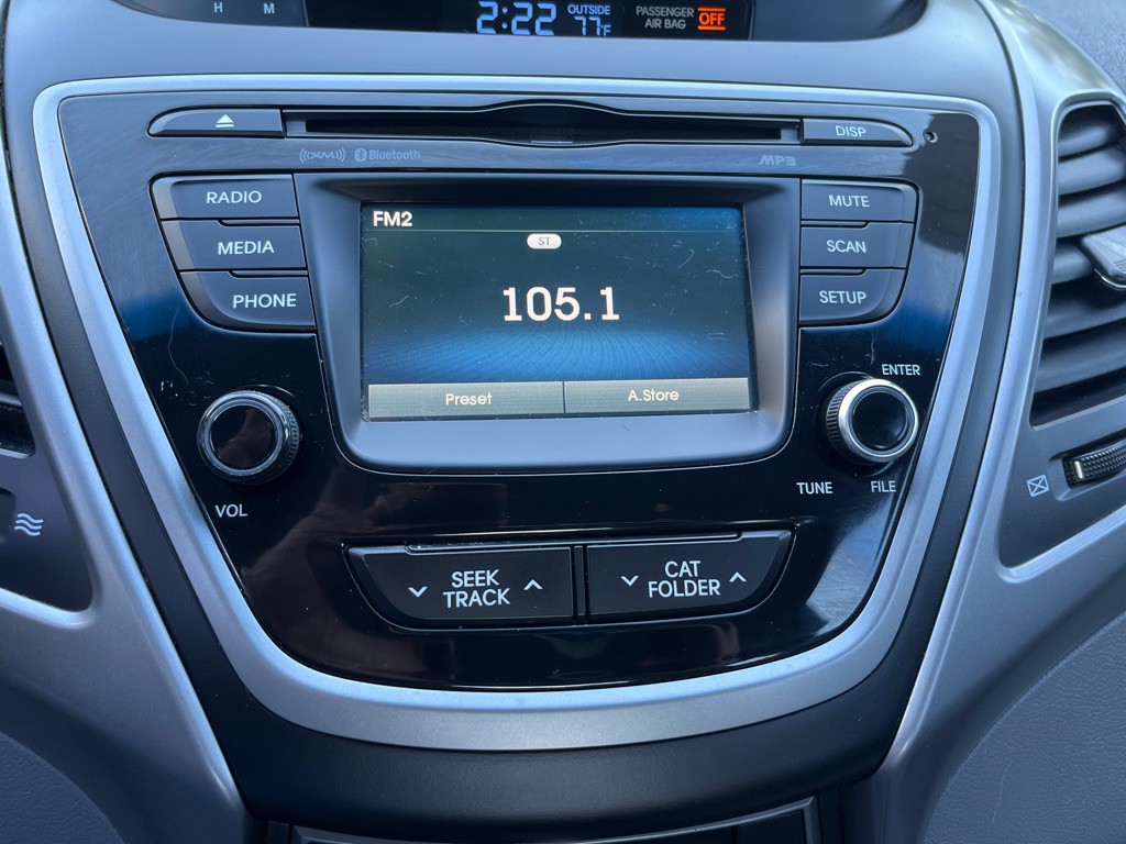 2016 Hyundai Elantra Image 13