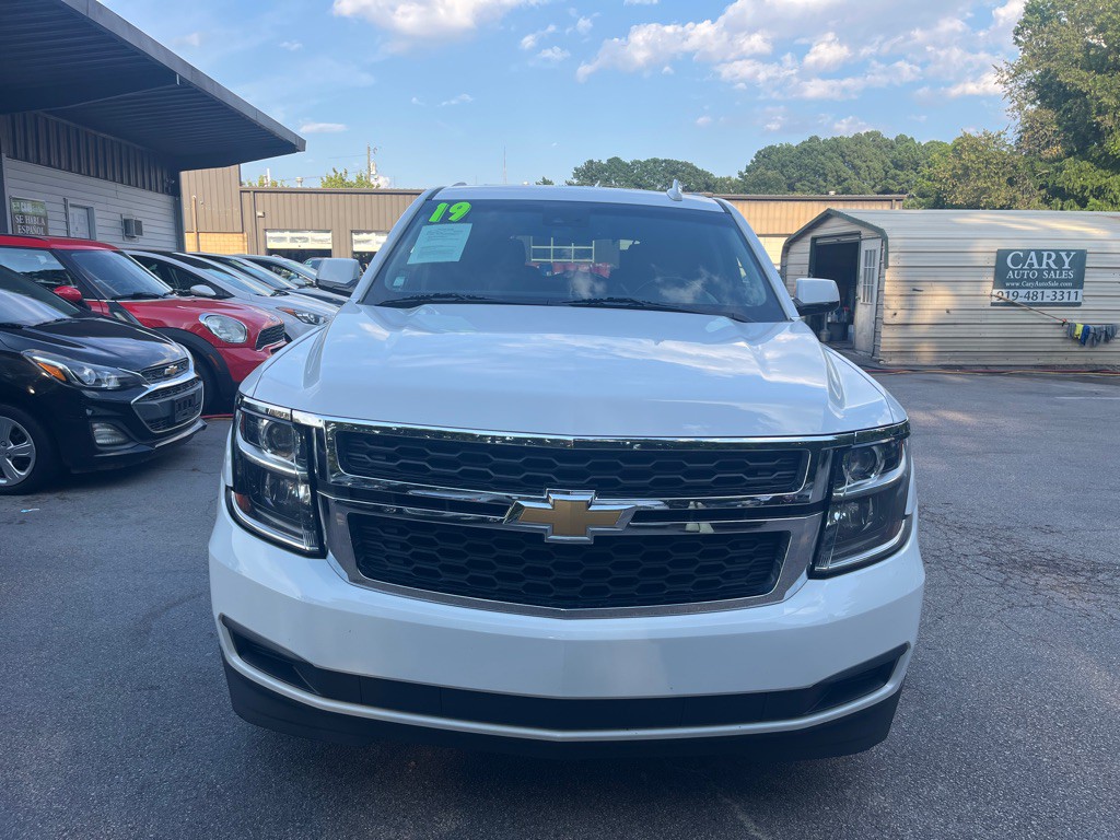 2019 Chevrolet Tahoe Image 2
