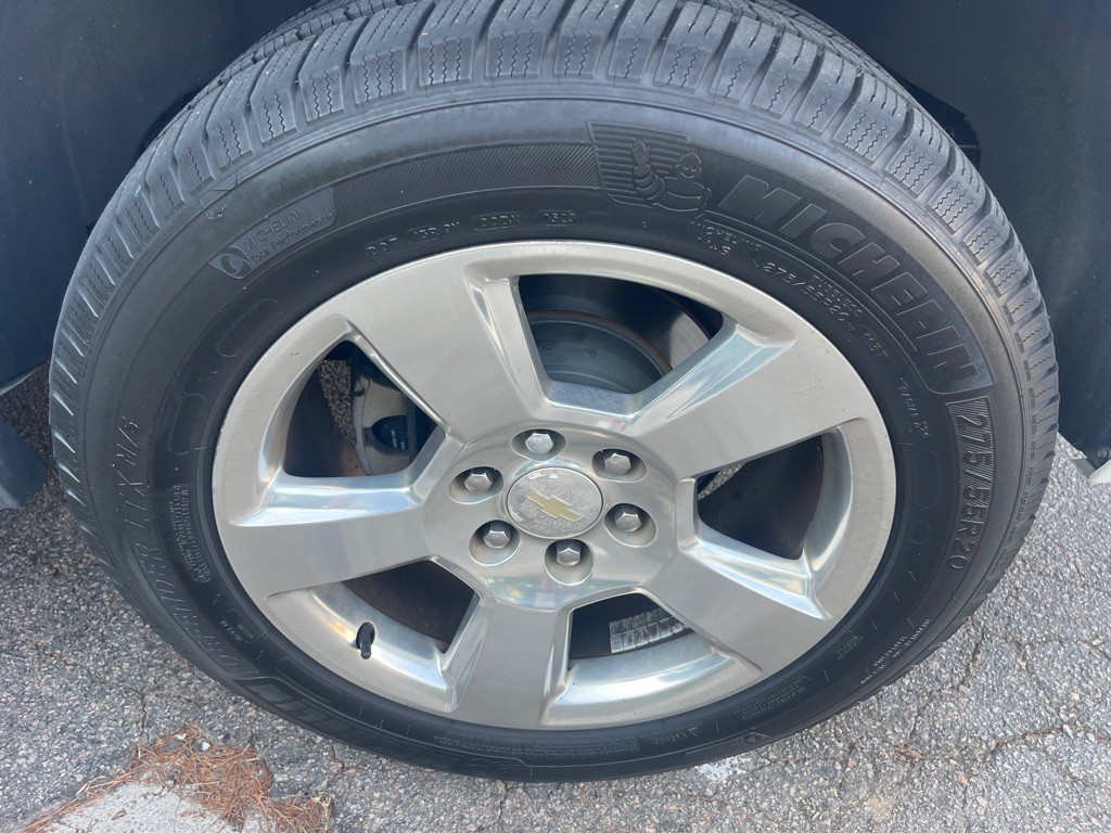 2019 Chevrolet Tahoe Image 32