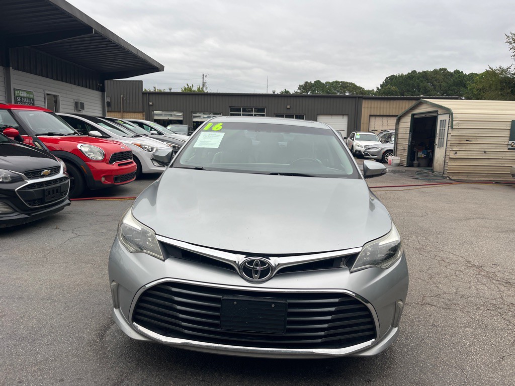 2016 Toyota Avalon Image 2