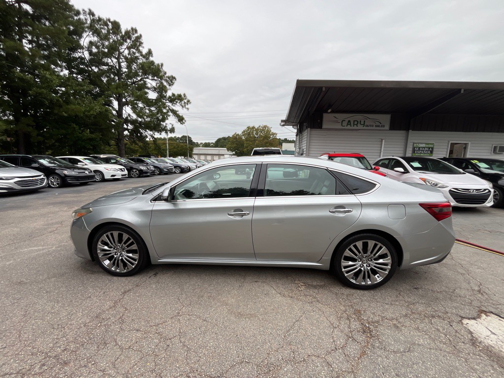 2016 Toyota Avalon Image 7