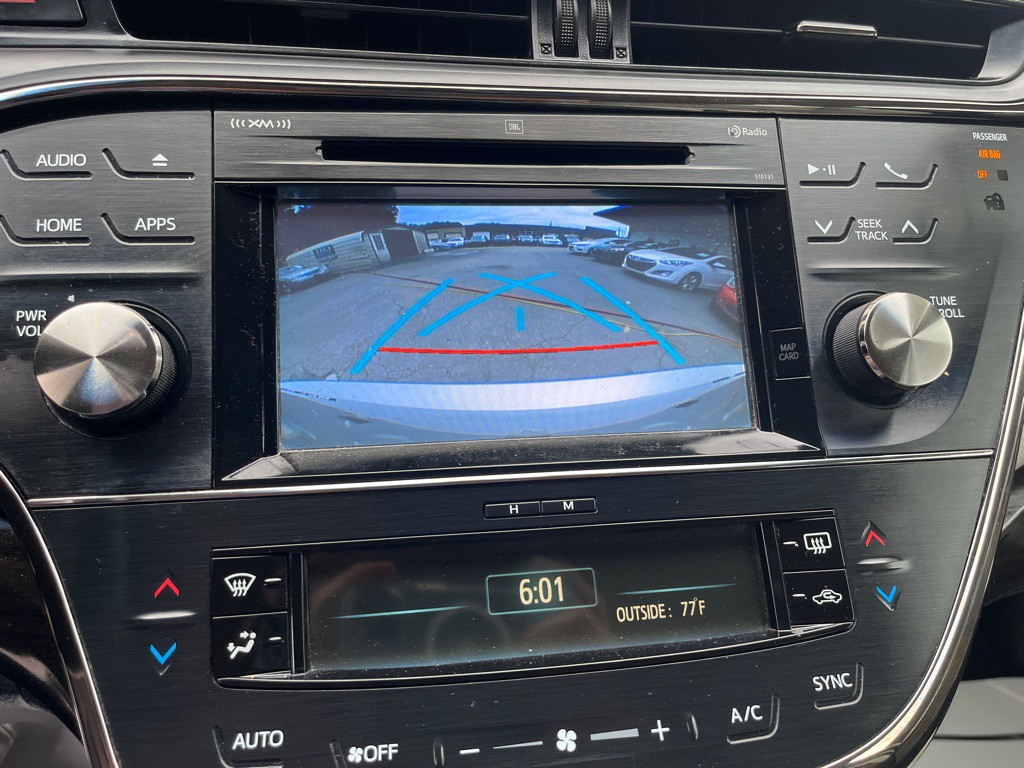 2016 Toyota Avalon Image 11