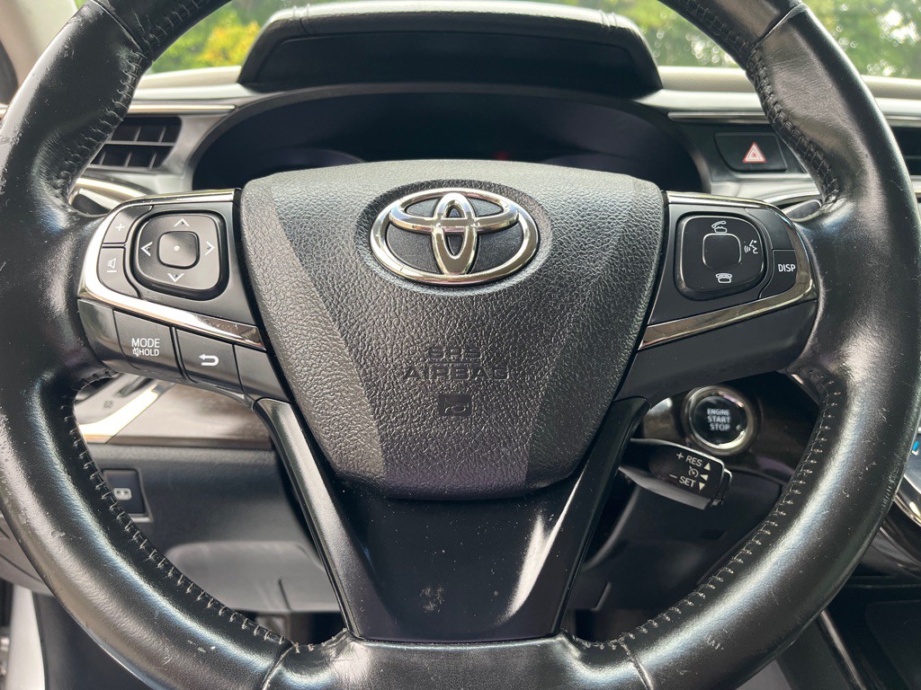 2016 Toyota Avalon Image 15