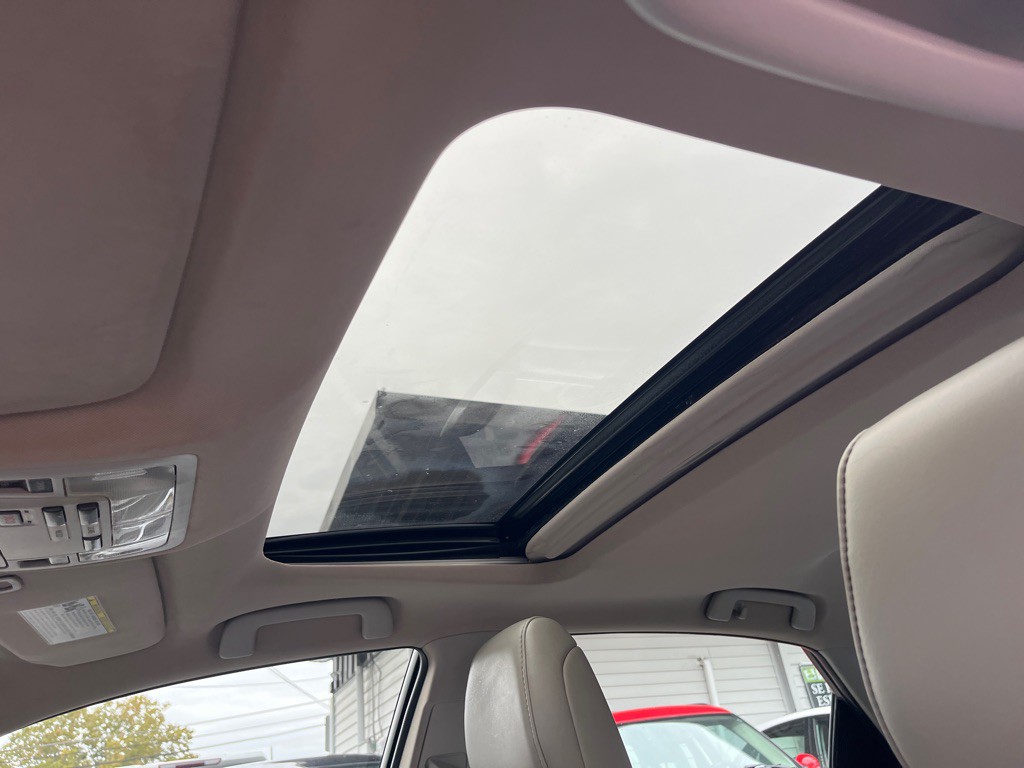 2016 Toyota Avalon Image 20