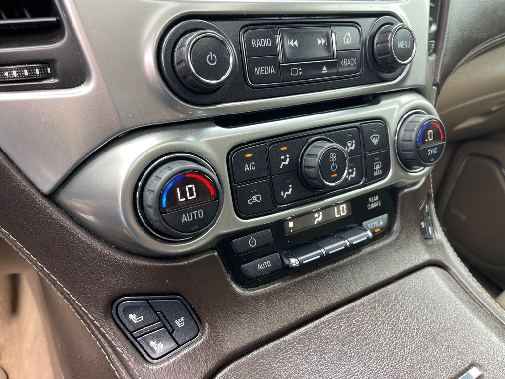 2015 Chevrolet Tahoe Image 23