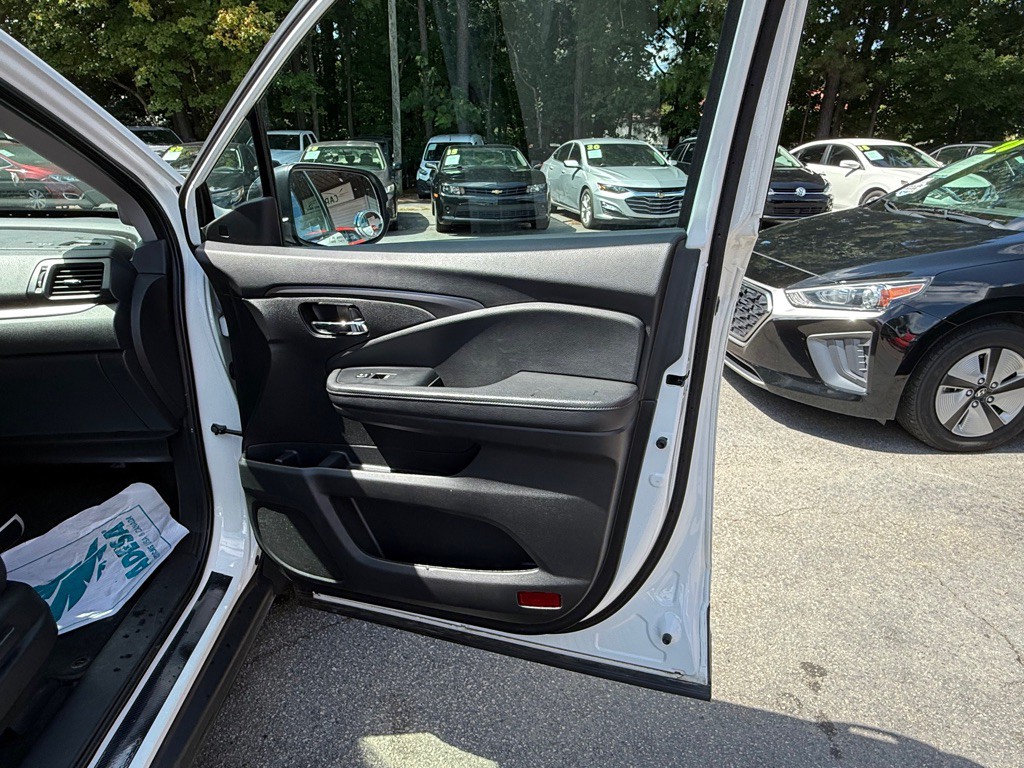 2021 Honda Pilot Image 45