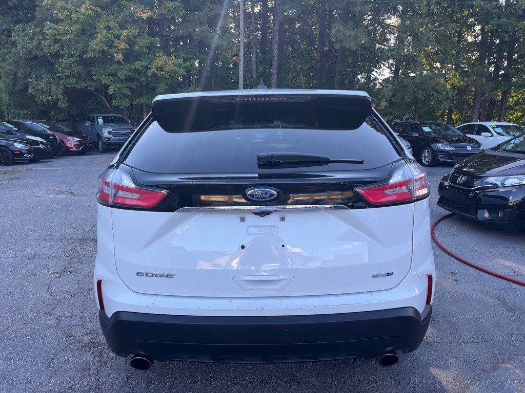 2019 Ford Edge Image 5
