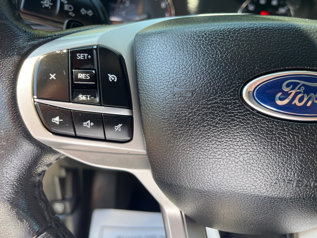 2020 Ford Explorer Image 14