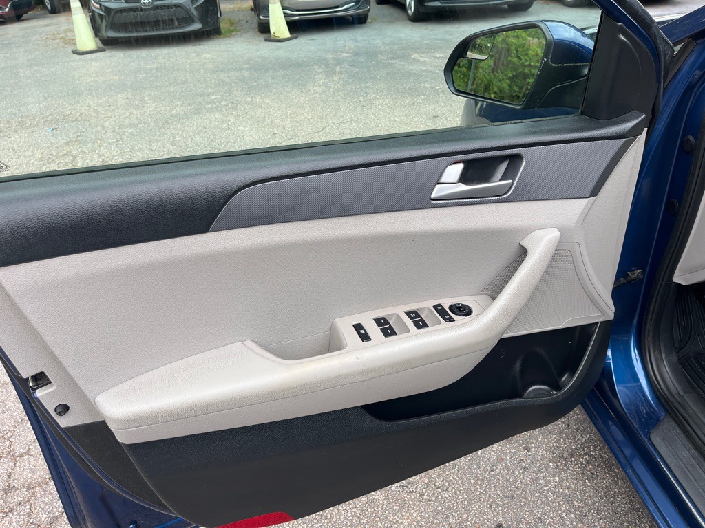 2017 Hyundai Sonata Image 11