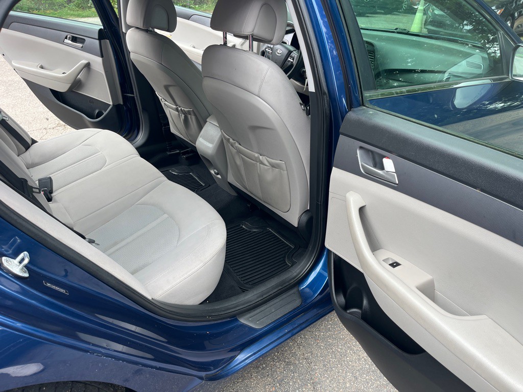 2017 Hyundai Sonata Image 27