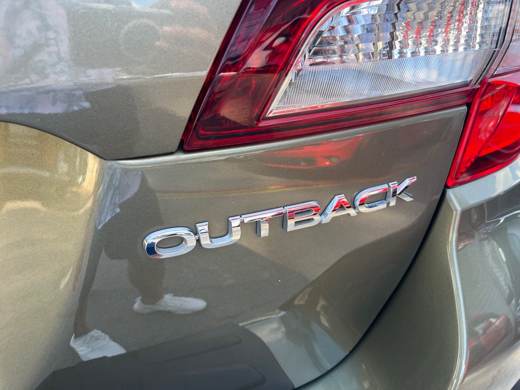 2018 Subaru Outback Image 29