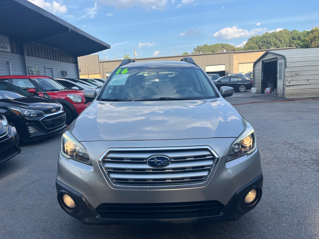 2016 Subaru Outback Image 2