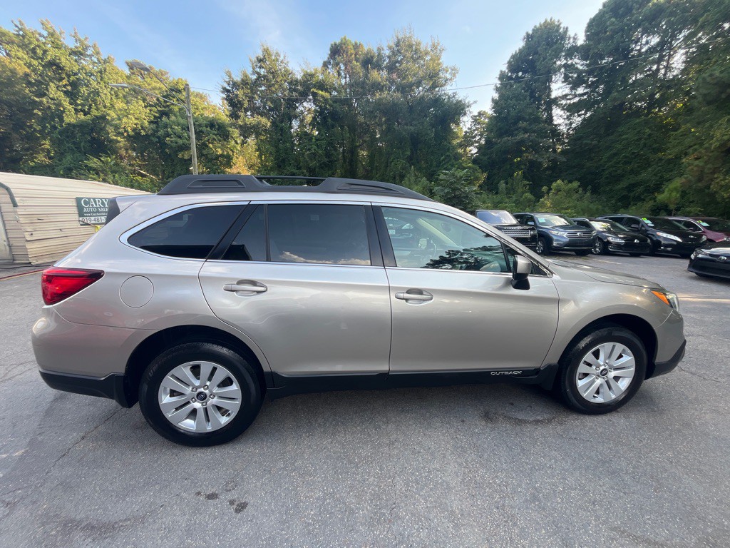 2016 Subaru Outback Image 8