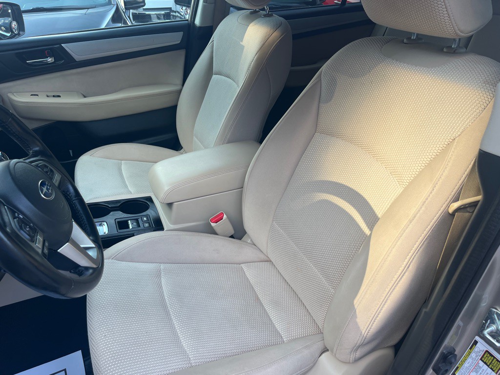 2016 Subaru Outback Image 10