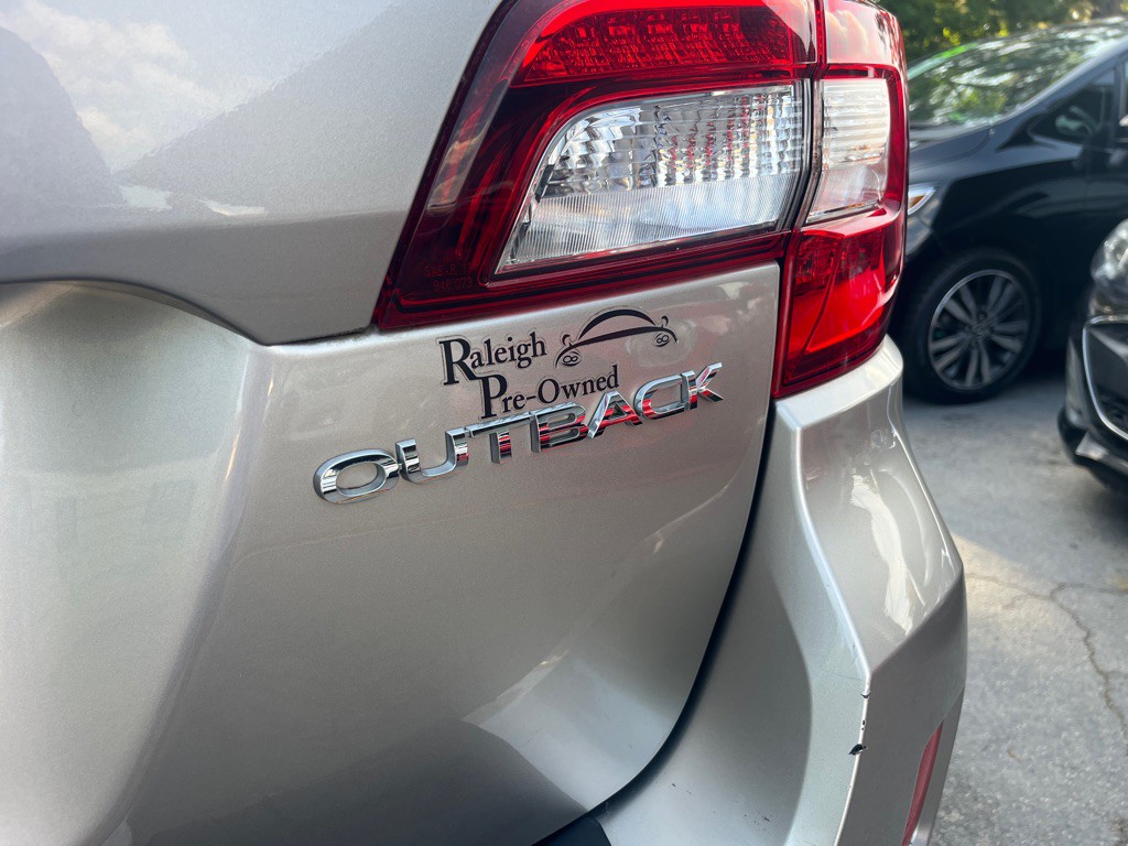 2016 Subaru Outback Image 28