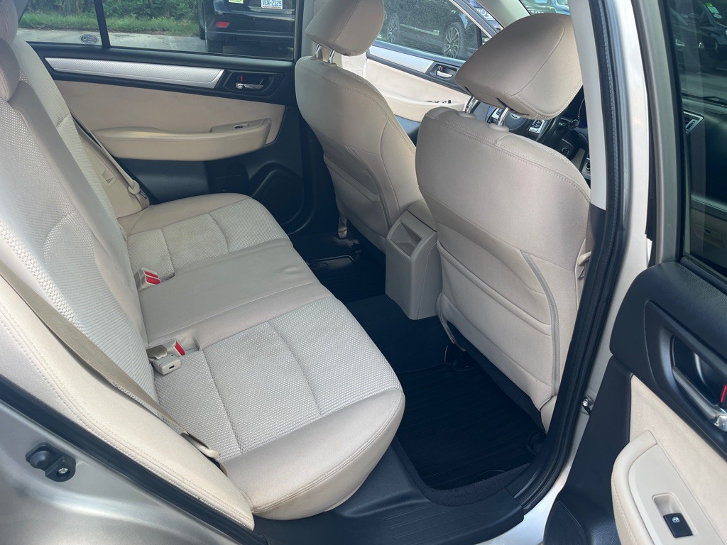 2016 Subaru Outback Image 35