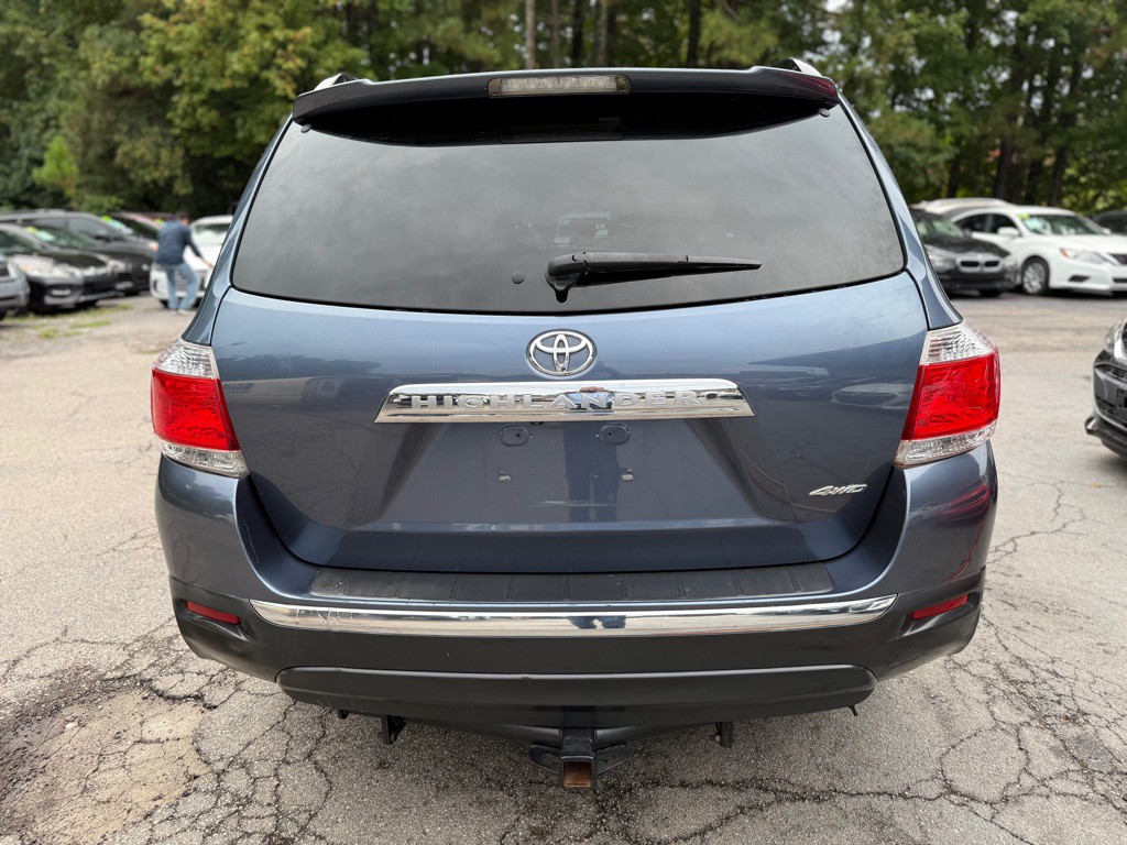 2011 Toyota Highlander Image 8