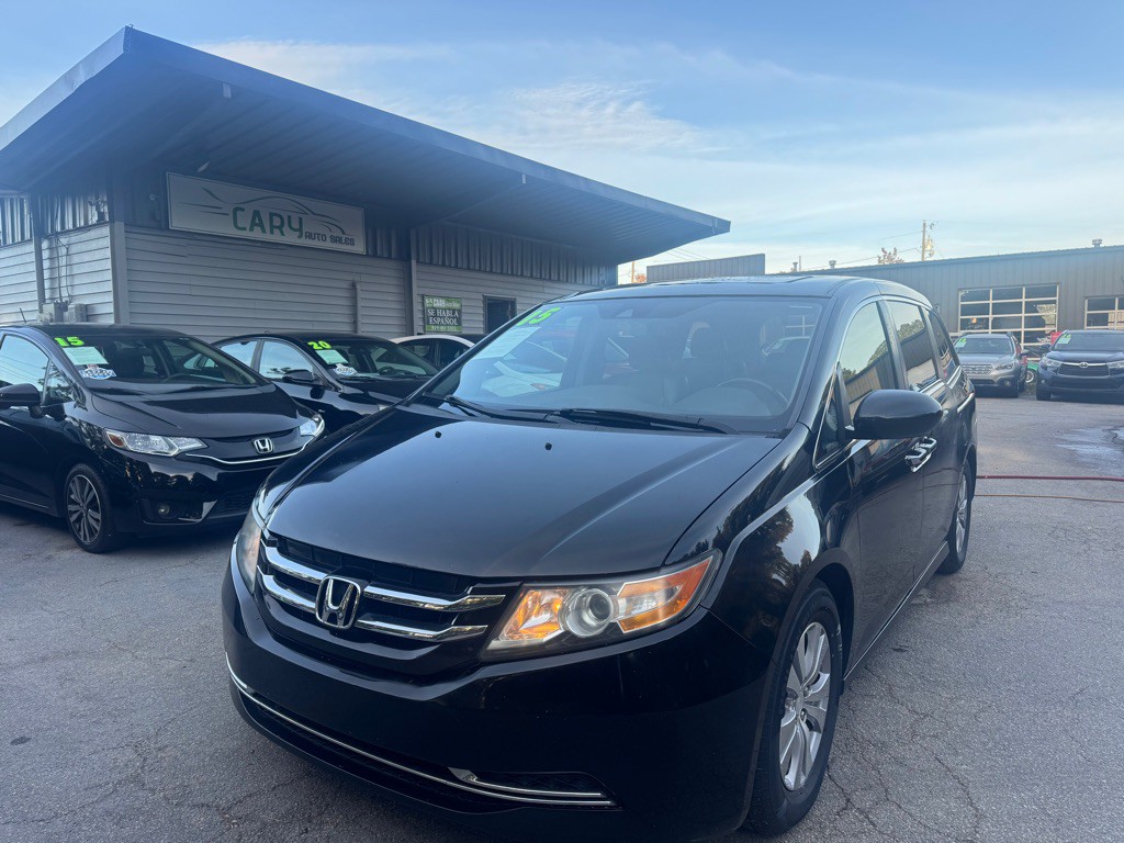 2015 Honda Odyssey Image 1