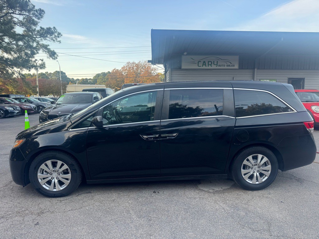 2015 Honda Odyssey Image 3