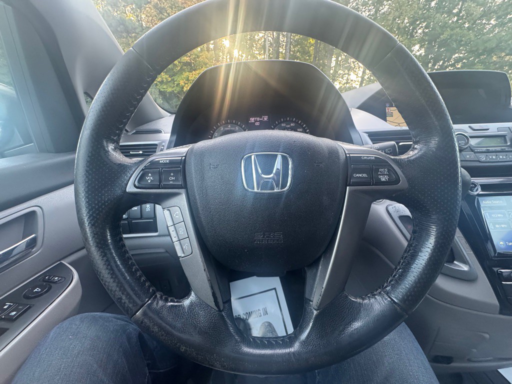 2015 Honda Odyssey Image 18