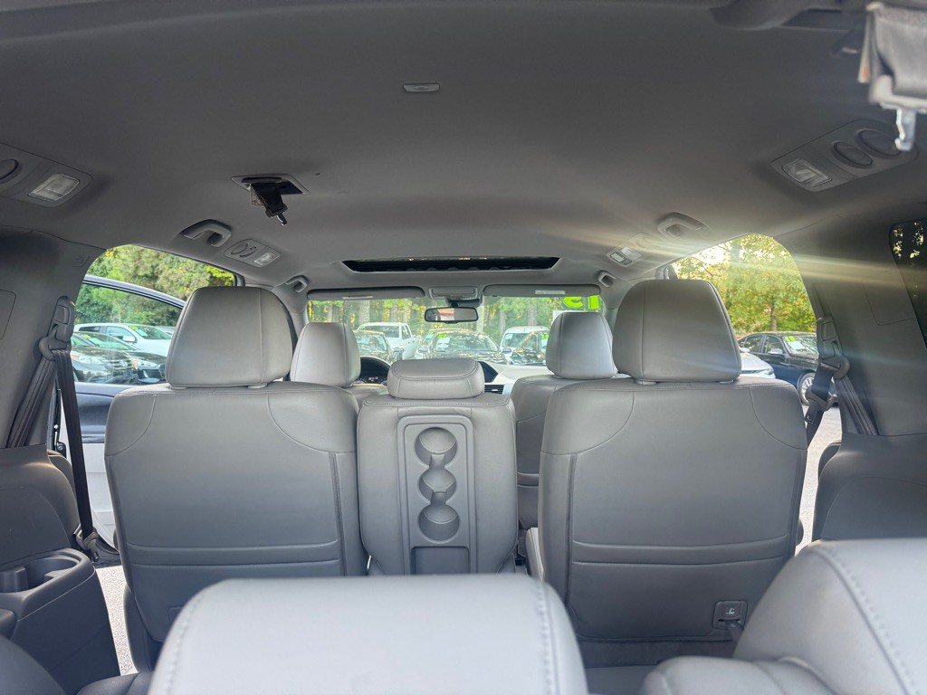 2015 Honda Odyssey Image 28