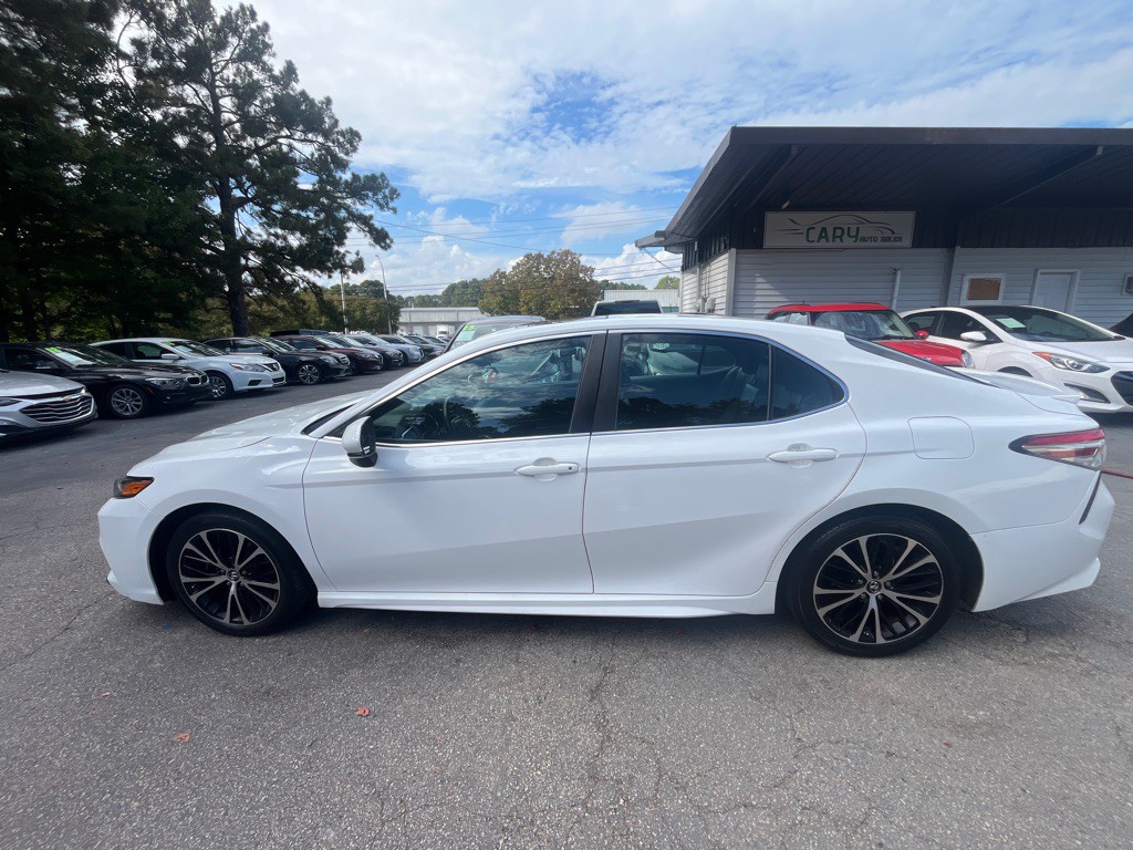 2018 Toyota Camry Image 7