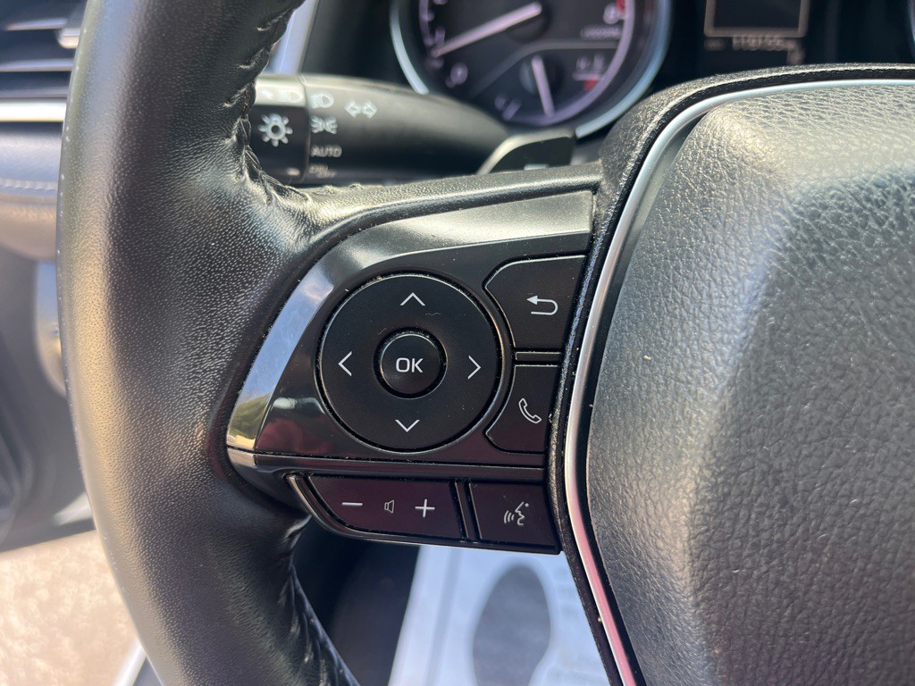 2018 Toyota Camry Image 14