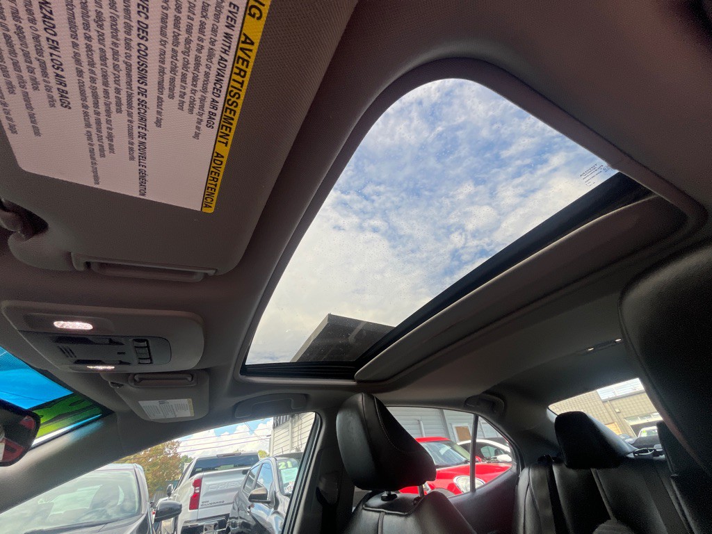 2018 Toyota Camry Image 22